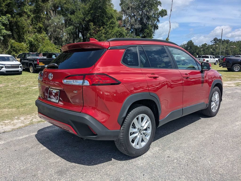 Used 2023 Toyota Corolla Cross LE FWD image 4