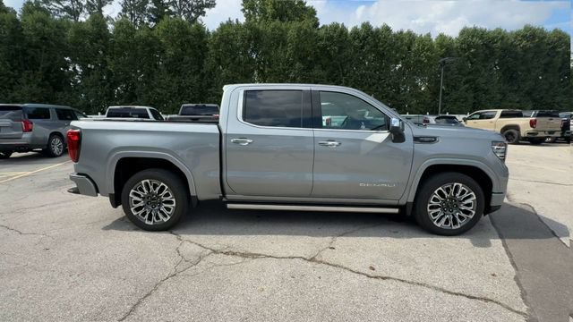 Used 2025 GMC Sierra 1500 Denali Ultimate AWD/4WD image 9
