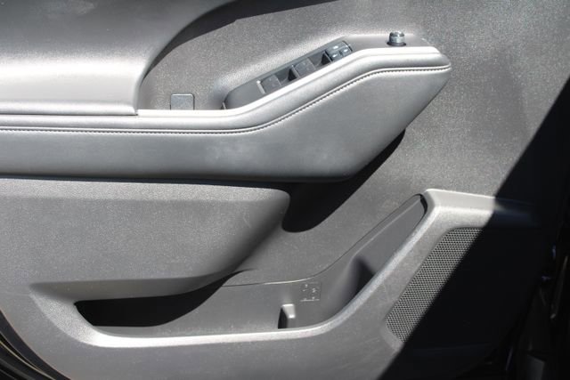 Used 2022 Toyota Highlander XLE AWD/4WD image 14