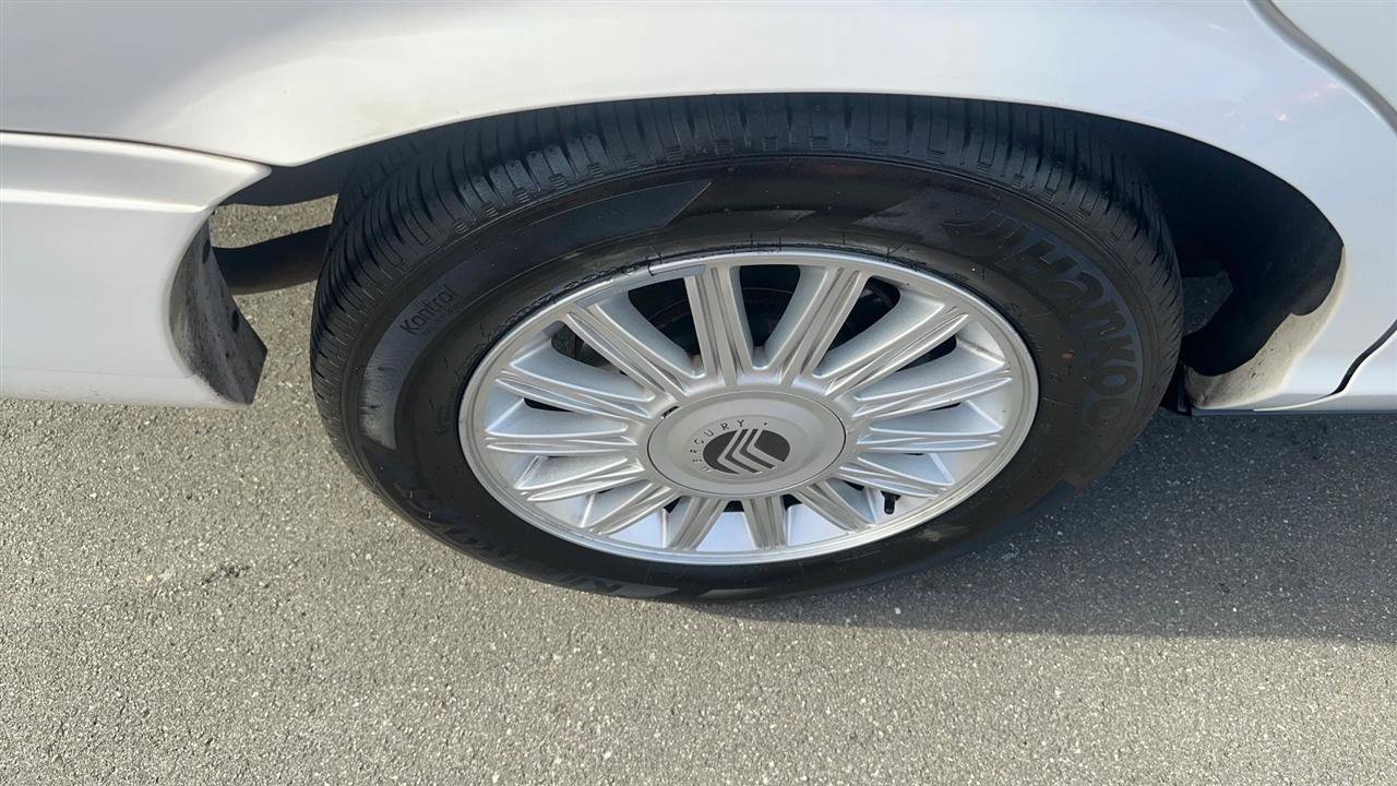 Used 2011 Mercury Grand Marquis LS image 18