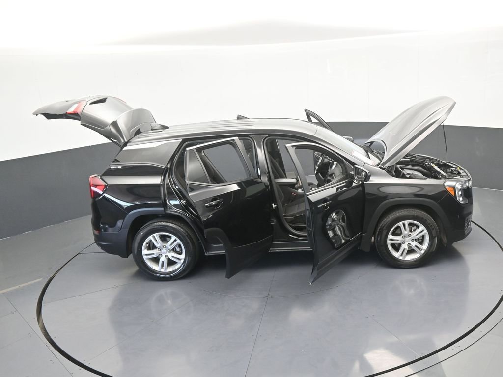 Used 2023 GMC Terrain SLE image 65