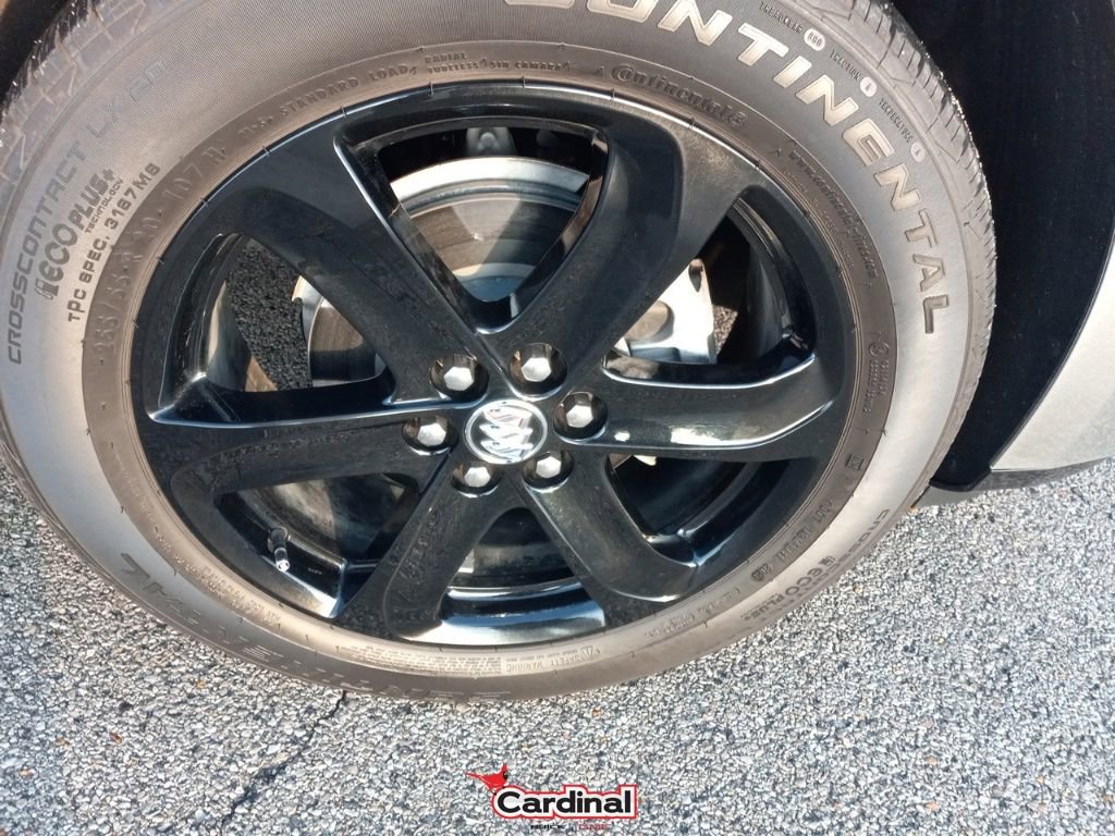 Used 2023 Buick Enclave Essence w/ Sport Touring Edition image 2