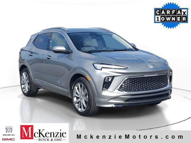 Used 2024 Buick Encore GX Avenir w/ Avenir Convenience Package FWD image 1