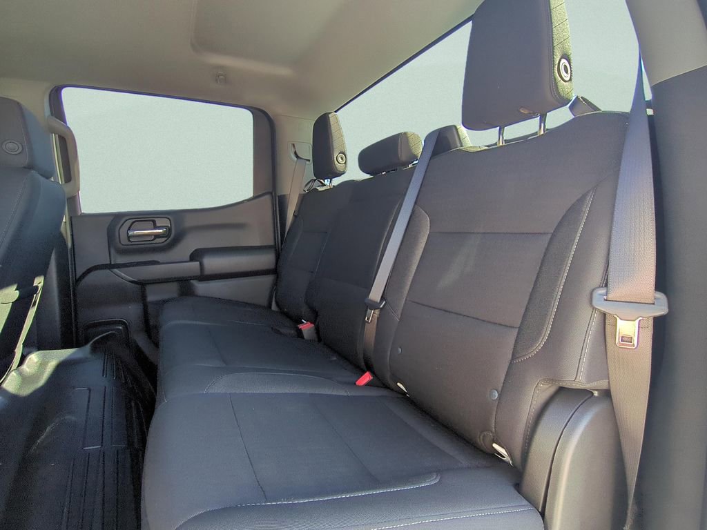 Used 2025 Chevrolet Silverado 1500 Custom image 13