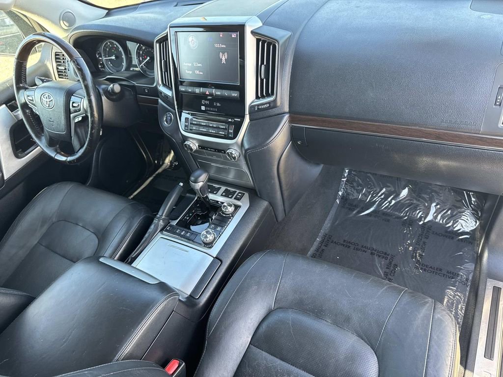 Used 2020 Toyota Land Cruiser w/ Preferred Accessory Package image 30