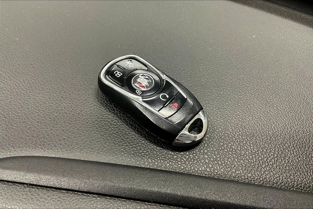 Used 2020 Buick Envision Essence w/ LPO, Road Trip Package image 34