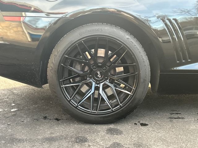 Used 2012 Chevrolet Camaro SS image 26