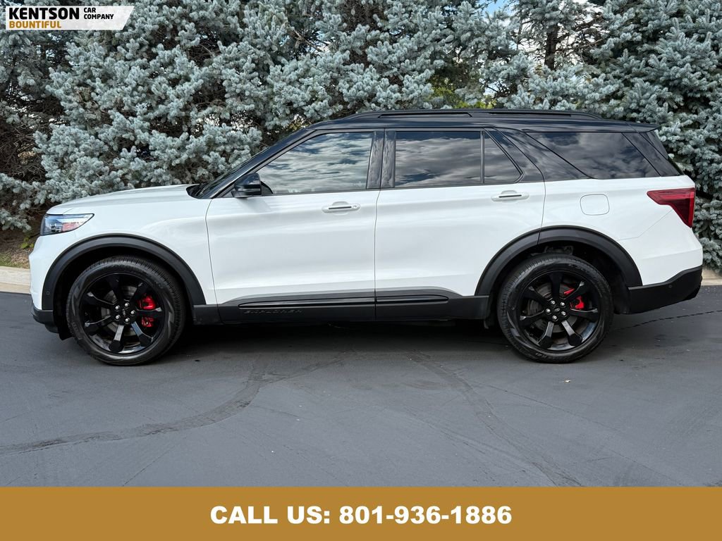 Used 2021 Ford Explorer ST w/ ST Street Pack image 4