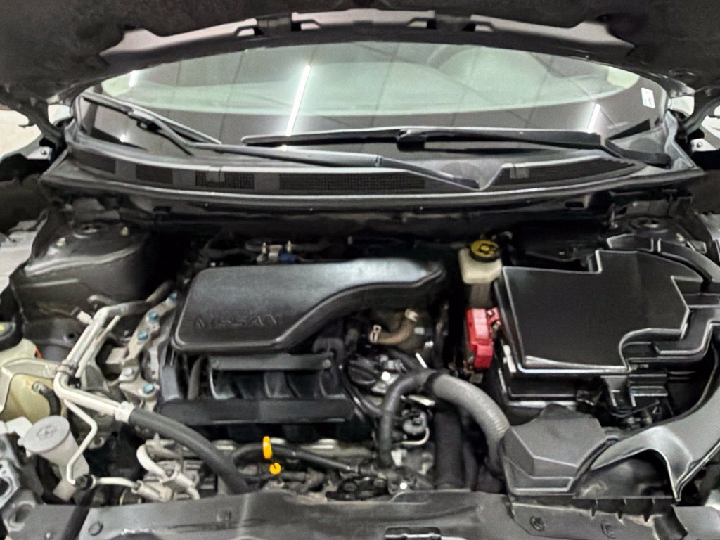 Used 2020 Nissan Rogue Sport S w/ Appearance Package FWD image 31