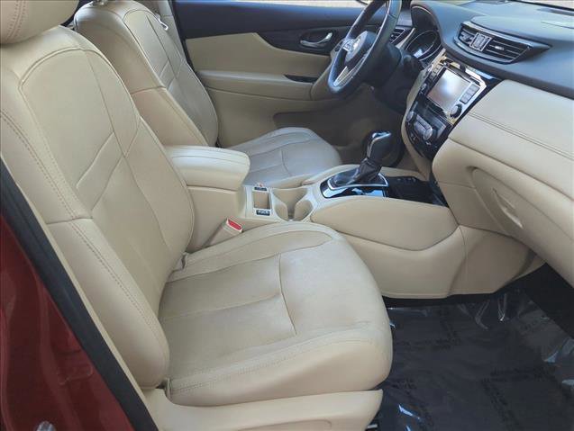Used 2019 Nissan Rogue SL w/ Premium Package image 23
