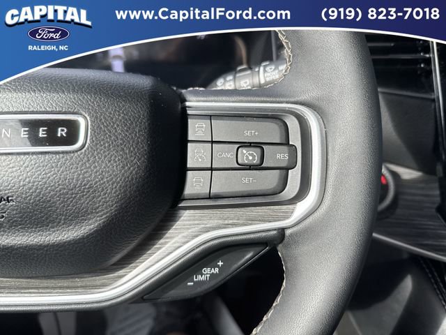 Used 2024 Jeep Wagoneer L Series II w/ Flexible Seating Group image 22