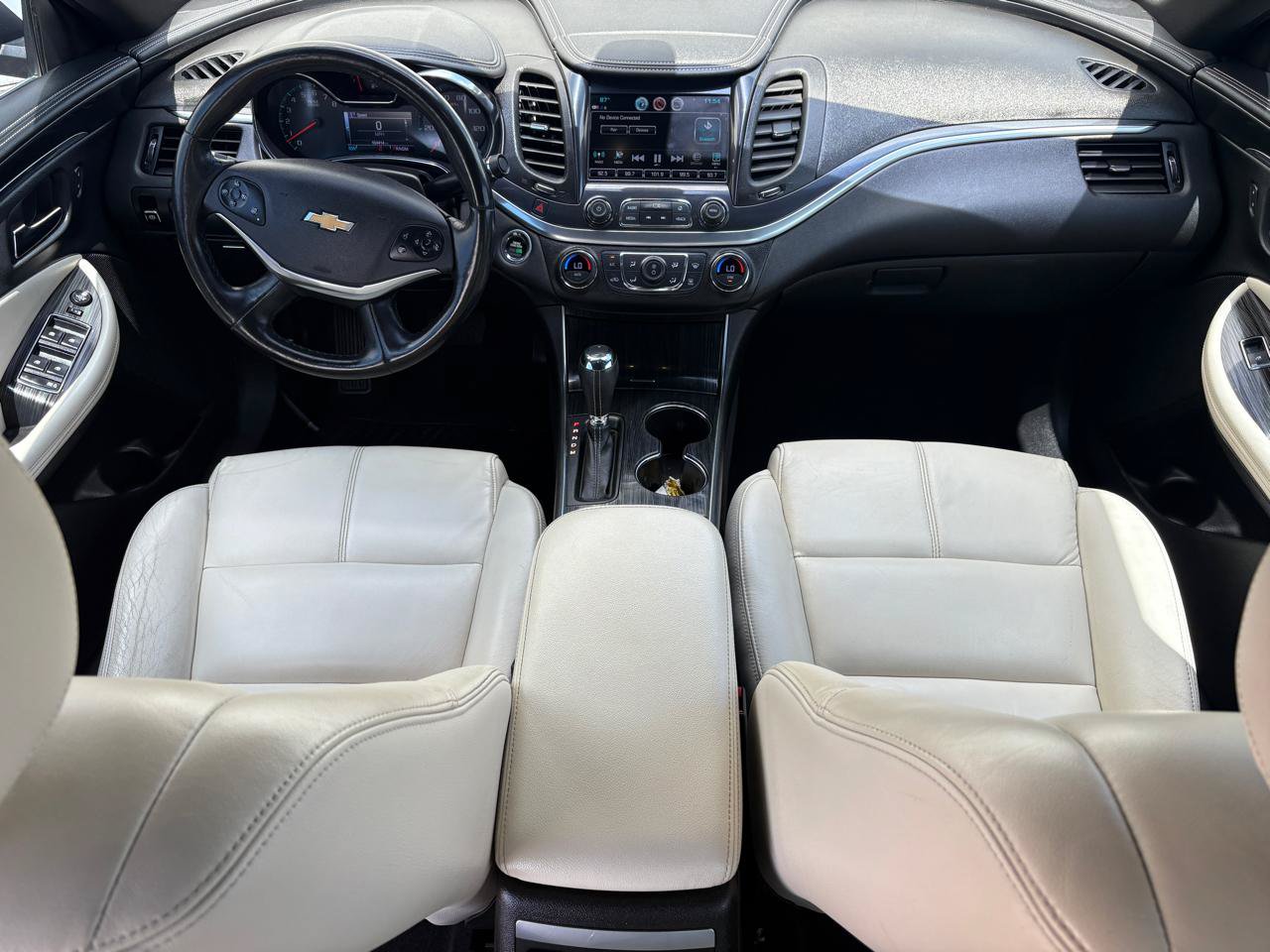 Used 2018 Chevrolet Impala LT w/ LT Leather Package FWD image 10