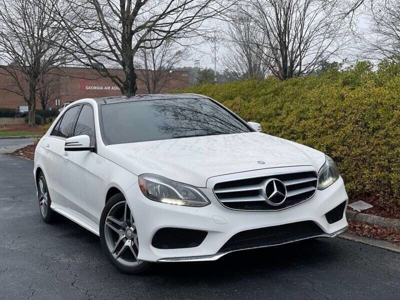 Used 2014 Mercedes-Benz E 350 4MATIC Sedan image 1