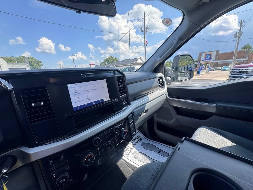 Used 2026 Ford F450 XLT w/ 360-Degree Camera Package AWD/4WD image 26