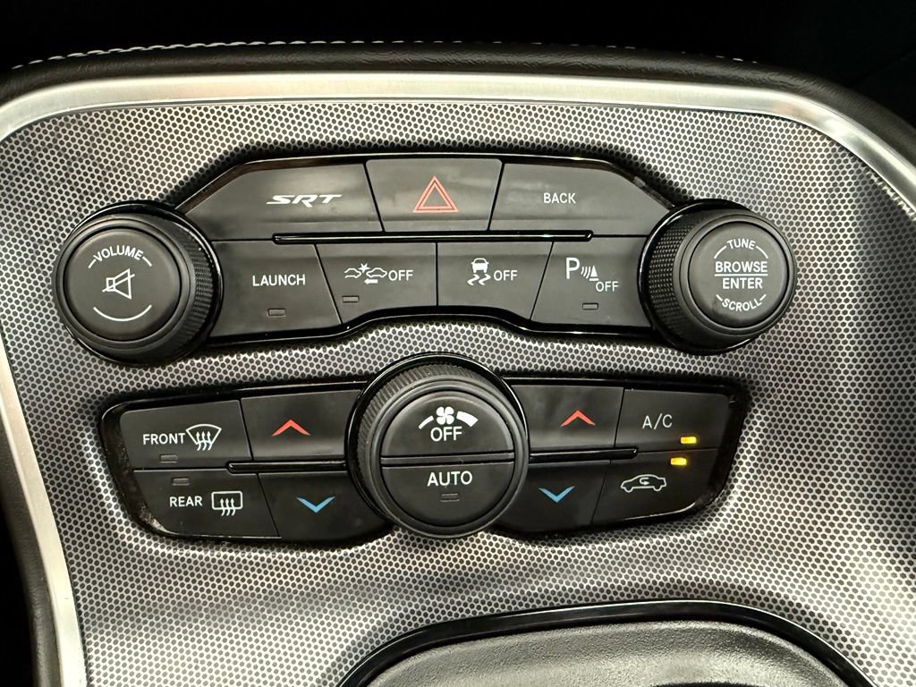 Used 2016 Dodge Challenger SRT w/ Technology Group RWD image 28
