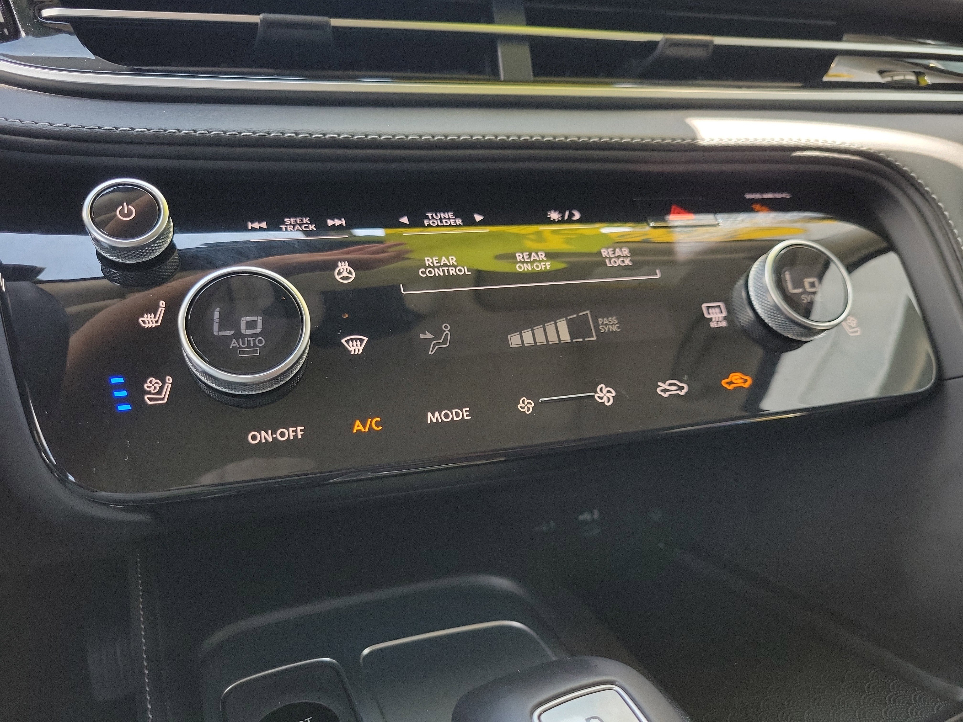 Certified 2026 INFINITI QX60 Luxe w/ Cargo Package image 24