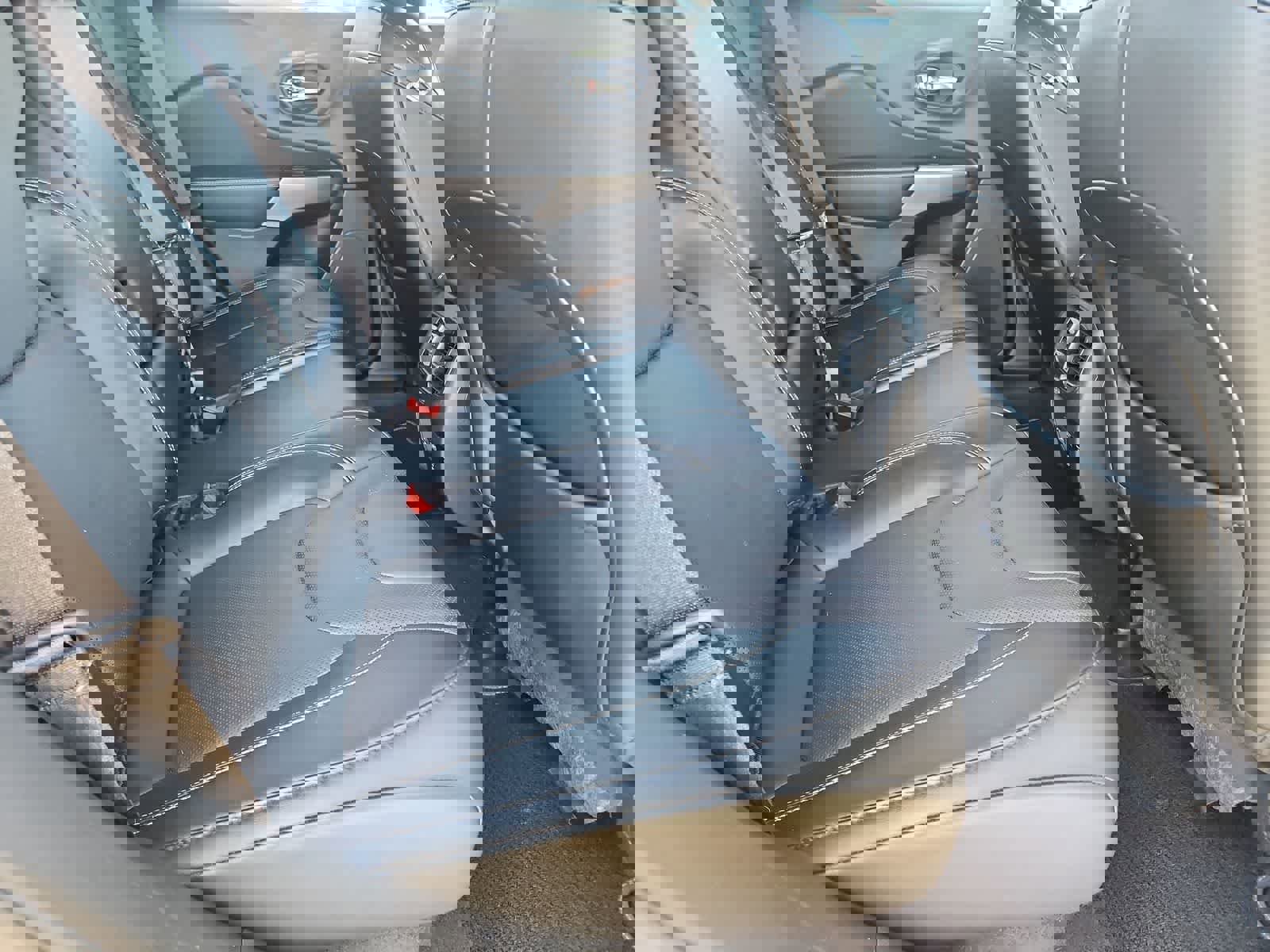 Certified 2021 Jeep Cherokee Latitude Lux 80th Anniv w/ Quick Order Package 26U 80TH image 21