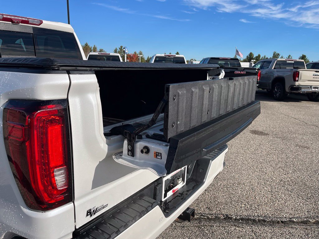Used 2020 GMC Sierra 1500 Denali w/ Denali Ultimate Package AWD/4WD image 16