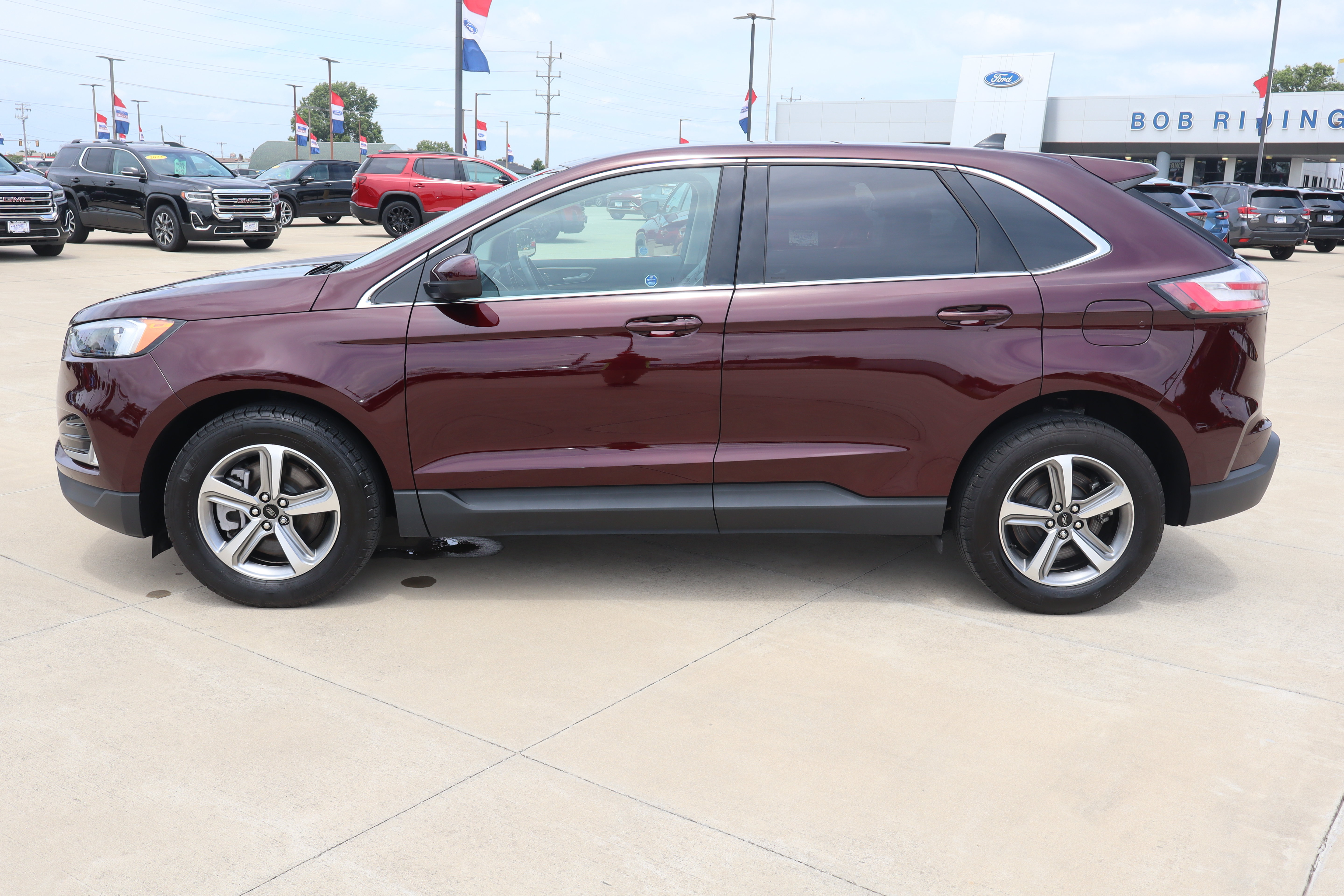 Used 2024 Ford Edge SEL w/ Convenience Package AWD/4WD image 8