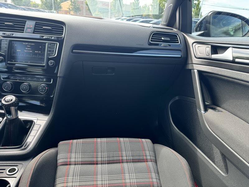 Used 2017 Volkswagen GTI Sport FWD image 11