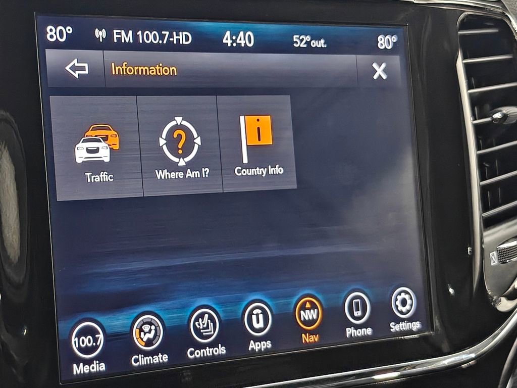 Used 2021 Jeep Grand Cherokee Limited image 34