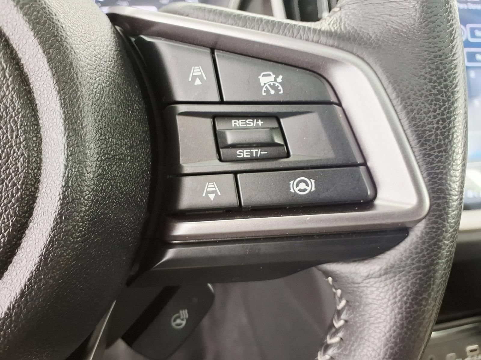Used 2024 Subaru Ascent Limited w/ Technology Package AWD/4WD image 17