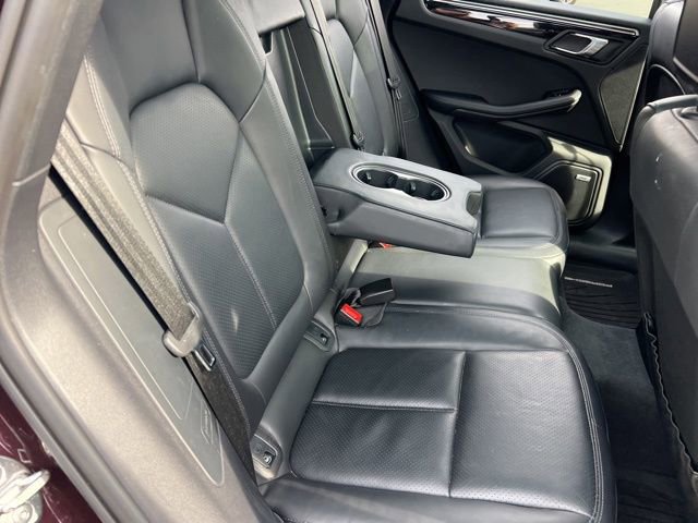 Used 2023 Porsche Macan image 33