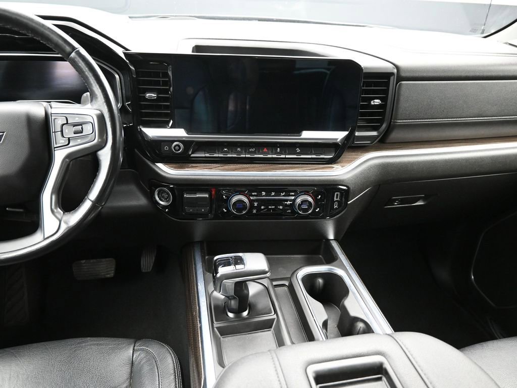 Used 2022 Chevrolet Silverado 1500 RST image 13