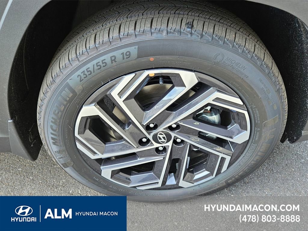 New 2025 Hyundai Tucson Limited image 19