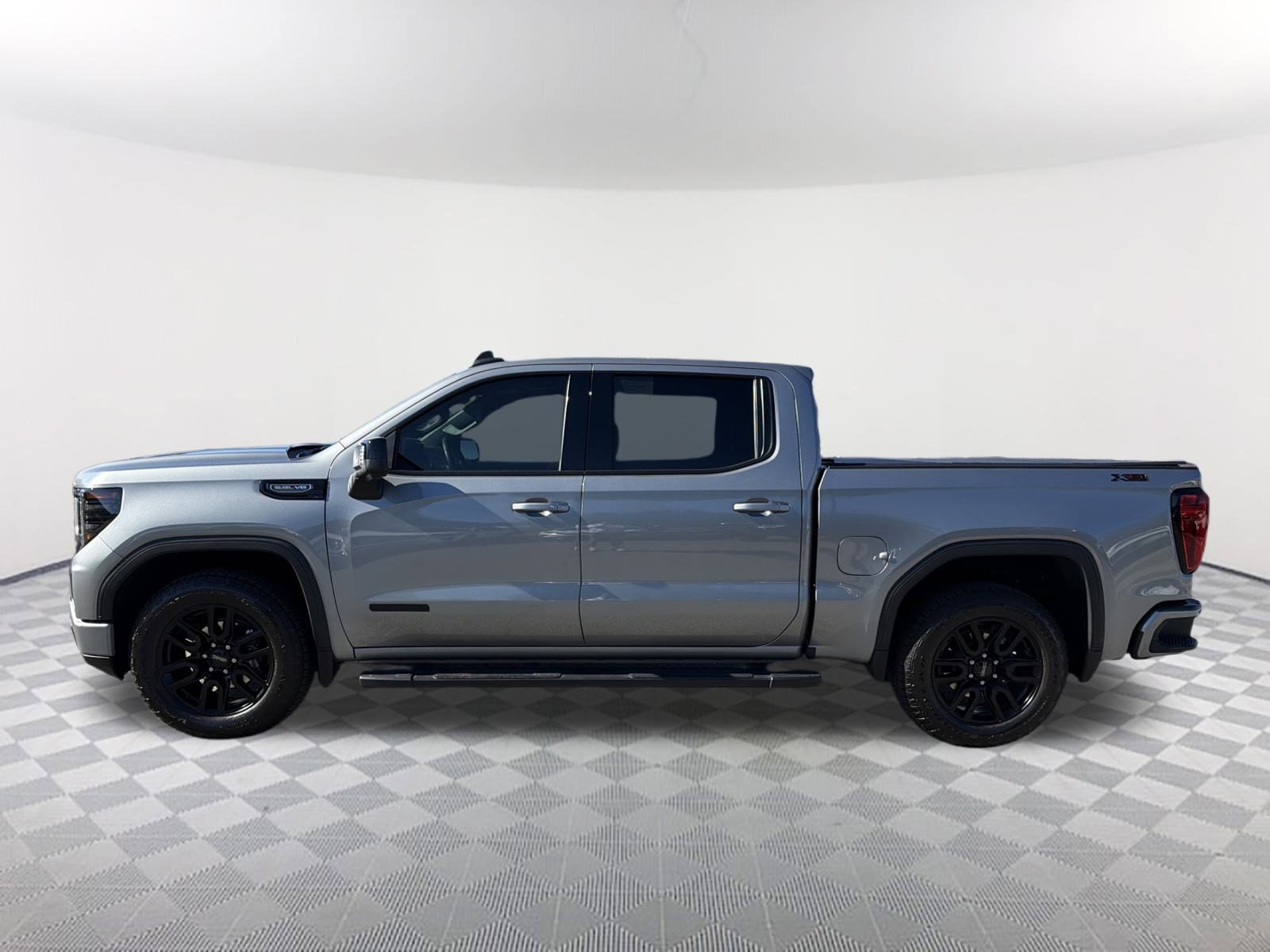 Used 2025 GMC Sierra 1500 Elevation w/ Elevation Premium Package image 14