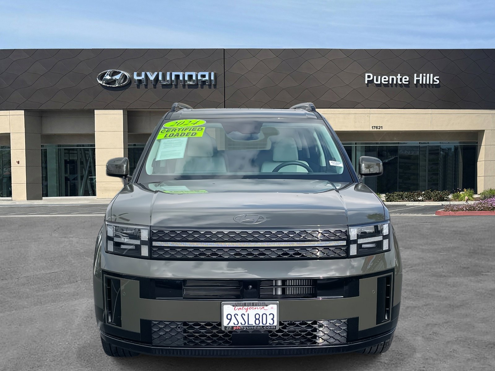 Used 2024 Hyundai Santa Fe Calligraphy image 2
