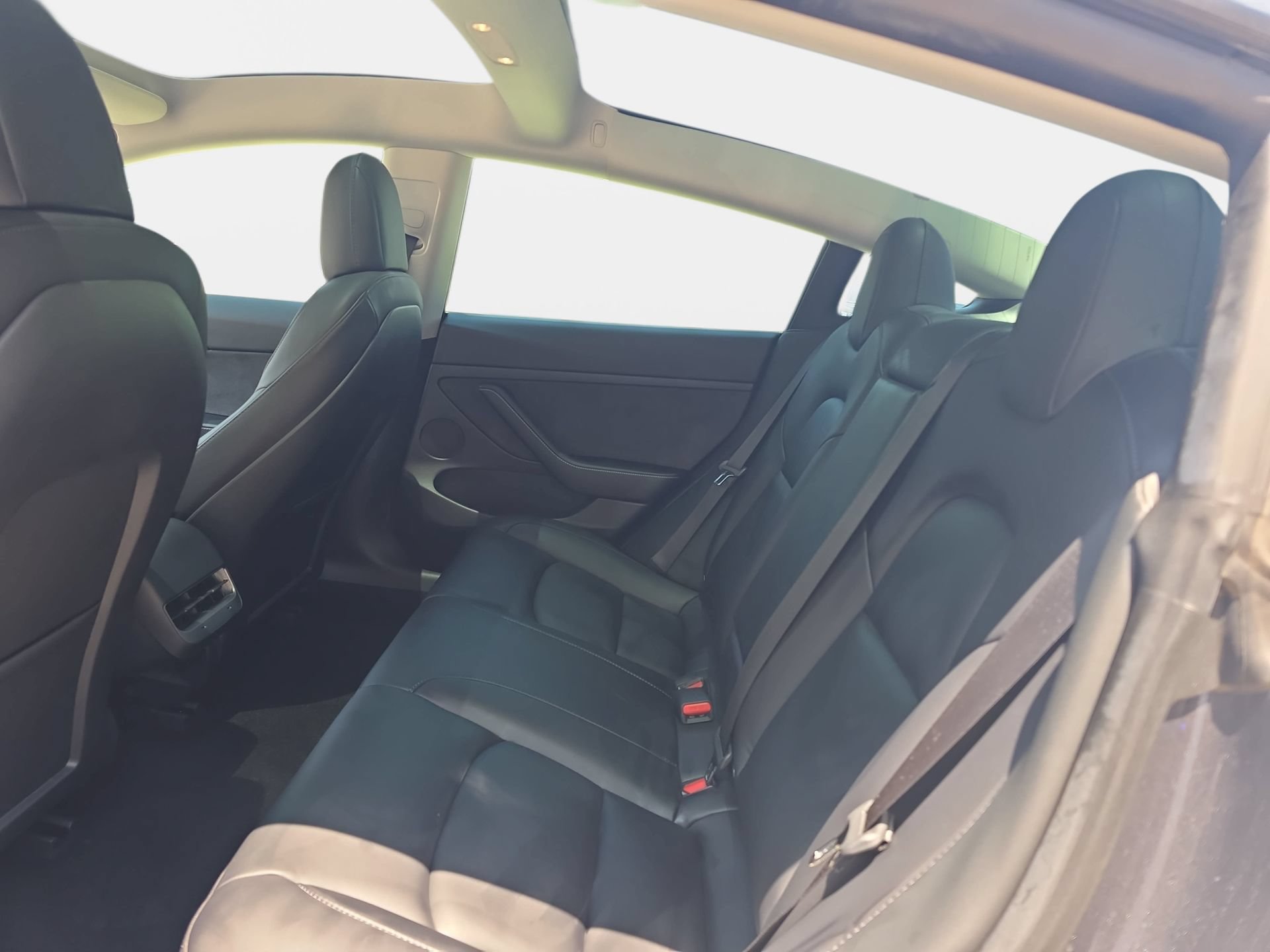 Used 2021 Tesla Model 3 Standard Range Plus RWD image 14