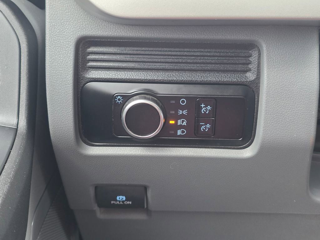 Used 2023 Ford F550 2WD Crew Cab Super Duty image 48