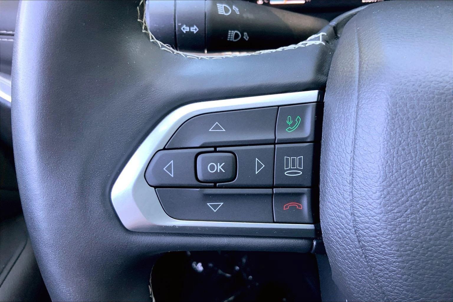Used 2022 Jeep Compass High Altitude AWD/4WD image 20