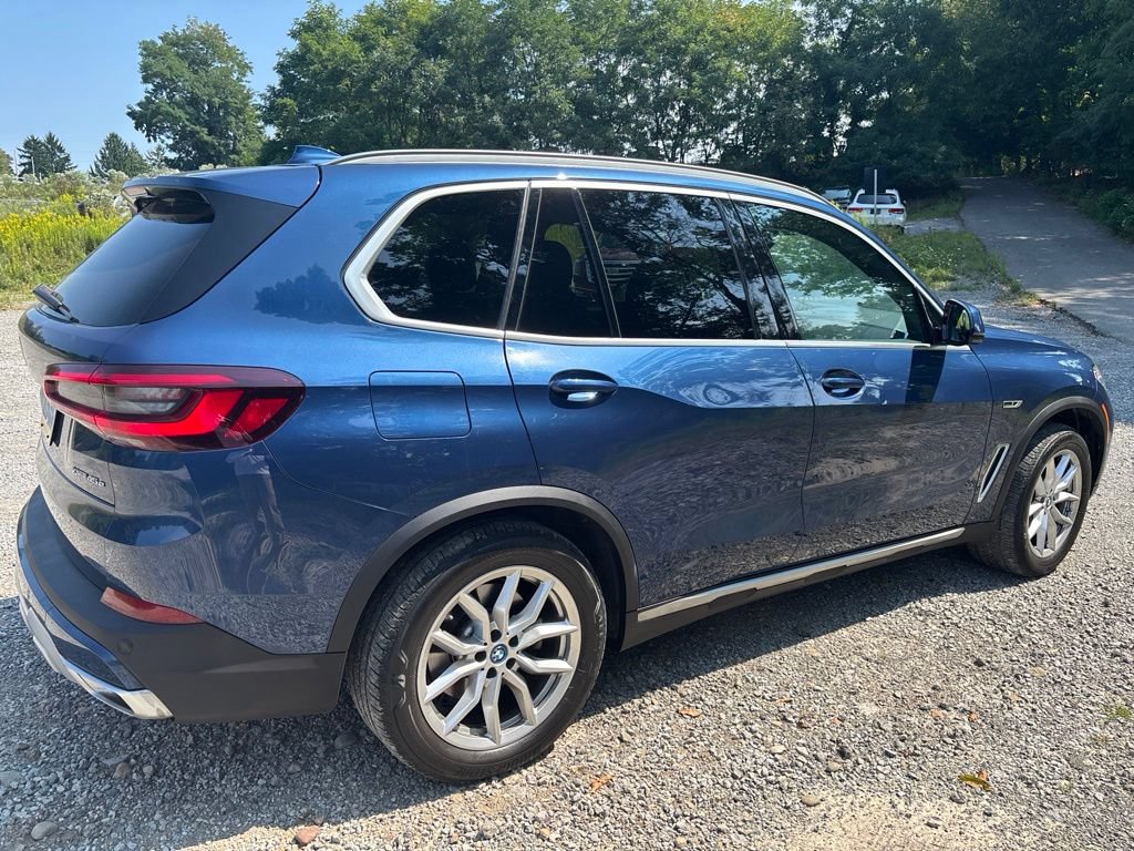Used 2023 BMW X5 xDrive45e w/ Executive Package AWD/4WD image 5