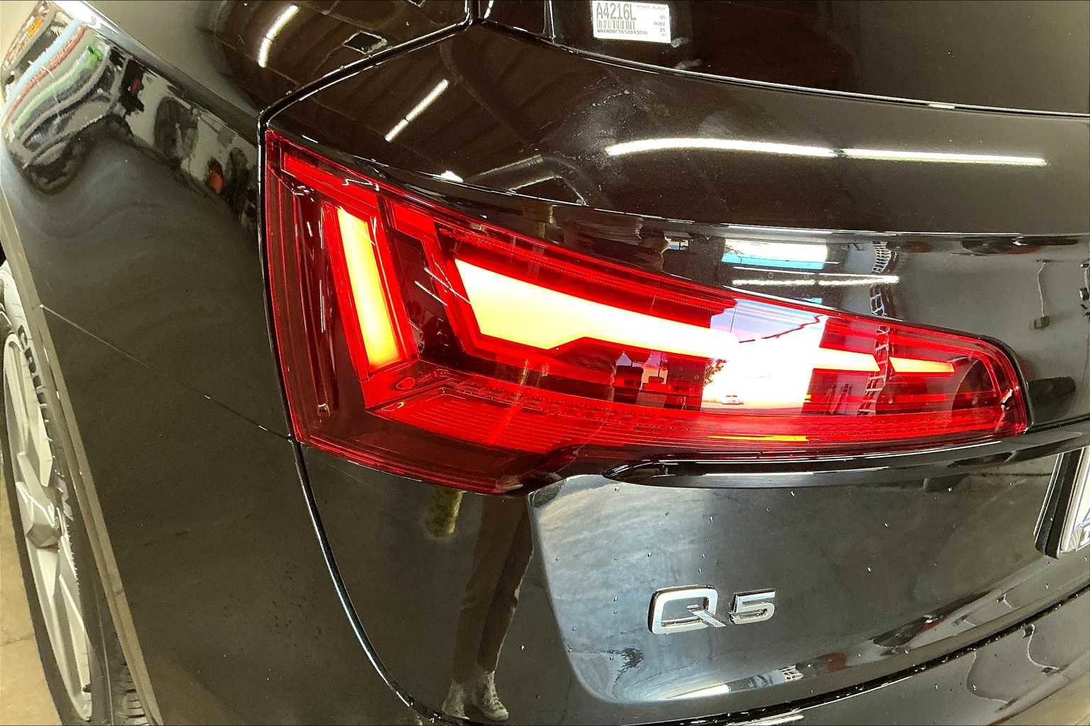 Used 2025 Audi Q5 2.0T Premium image 31