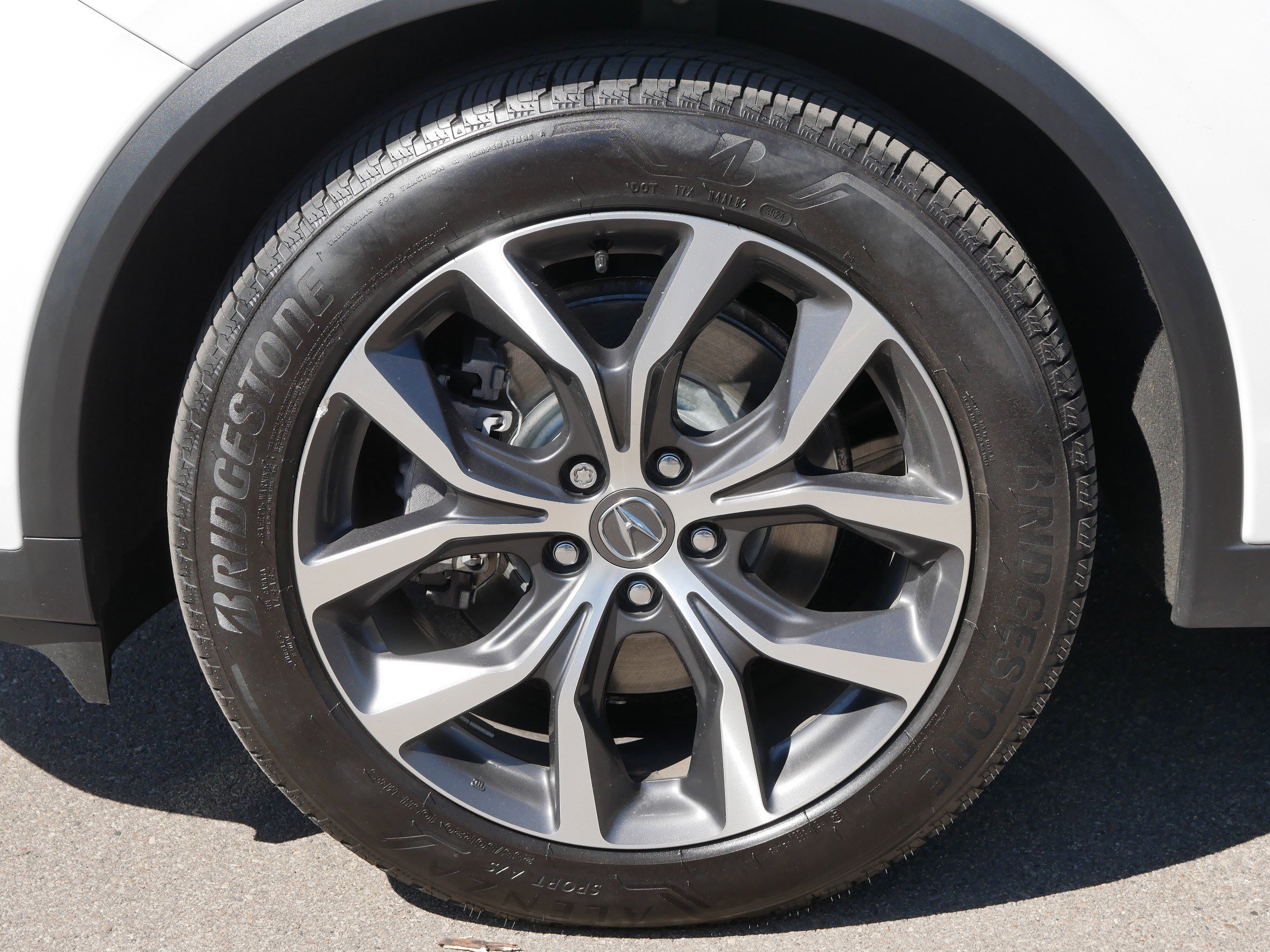 Used 2022 Acura MDX SH-AWD w/ Technology Package image 15