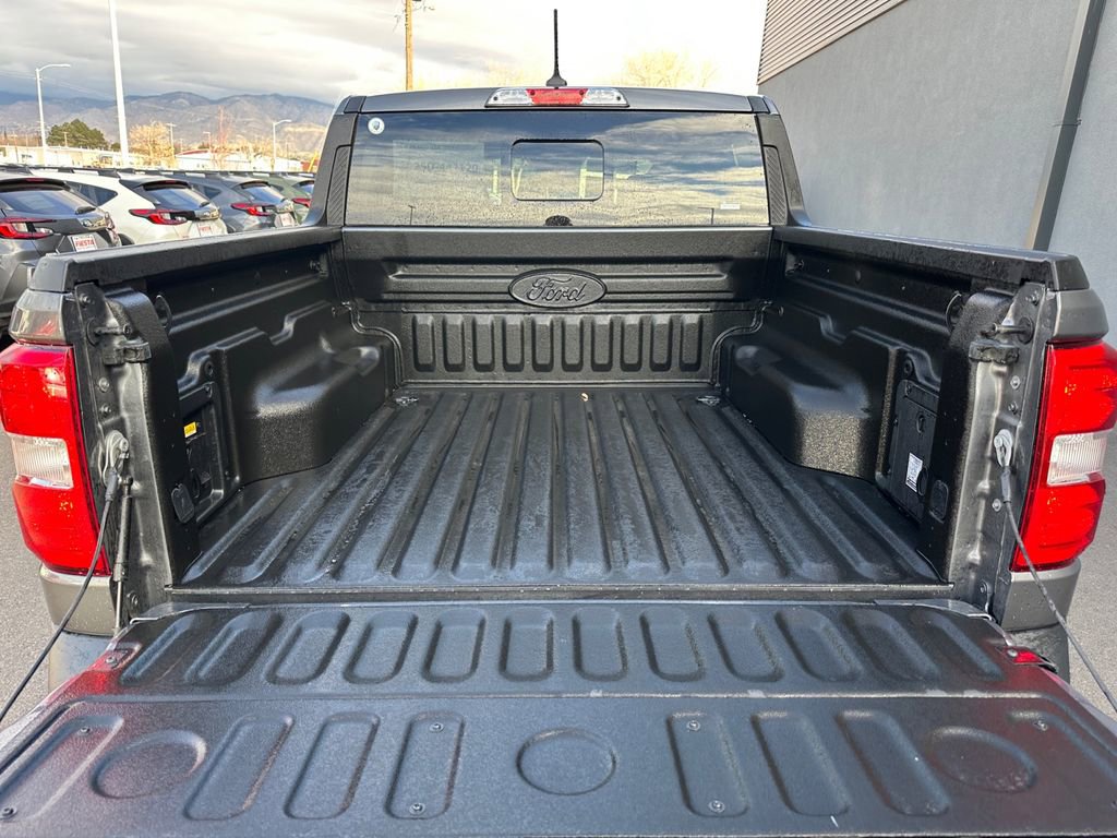 Used 2023 Ford Maverick Lariat w/ Lariat Luxury Package image 30