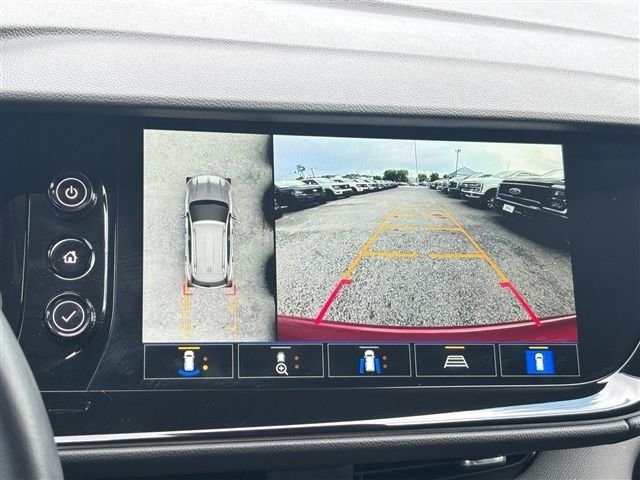 Used 2023 Buick Envision Avenir AWD/4WD image 25