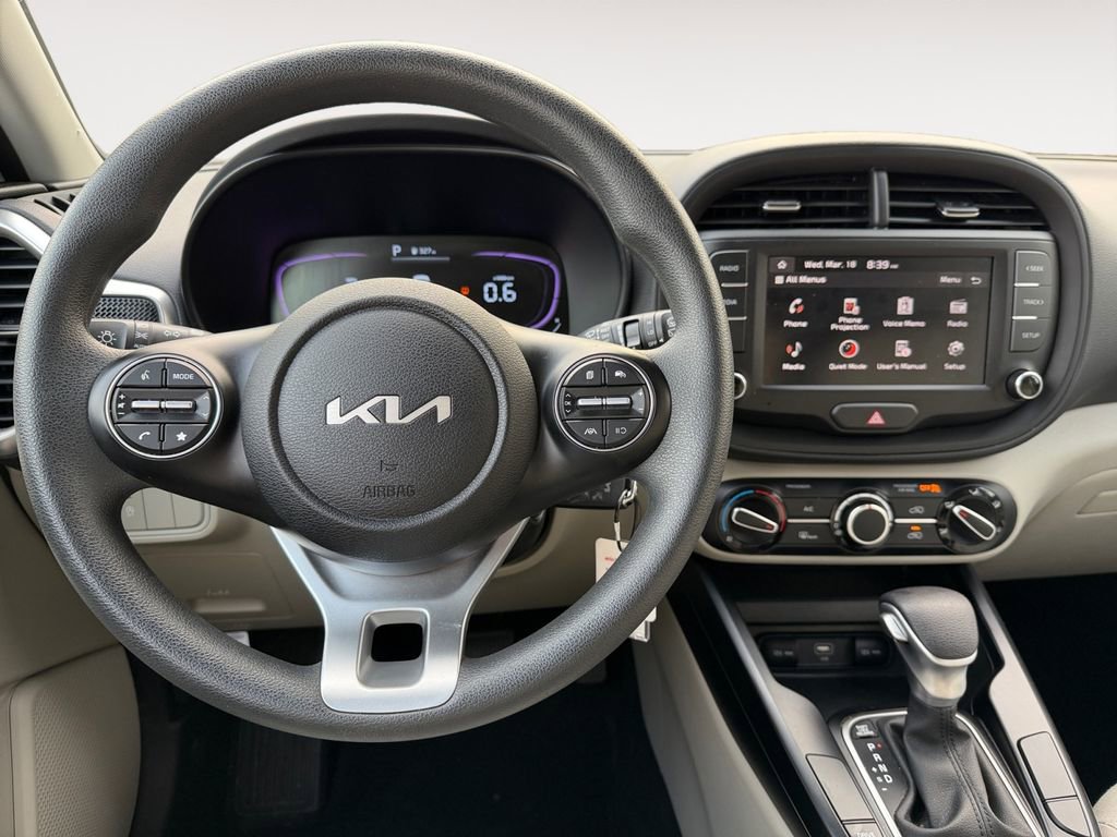 Used 2025 Kia Soul LX w/ LX Technology Package image 15