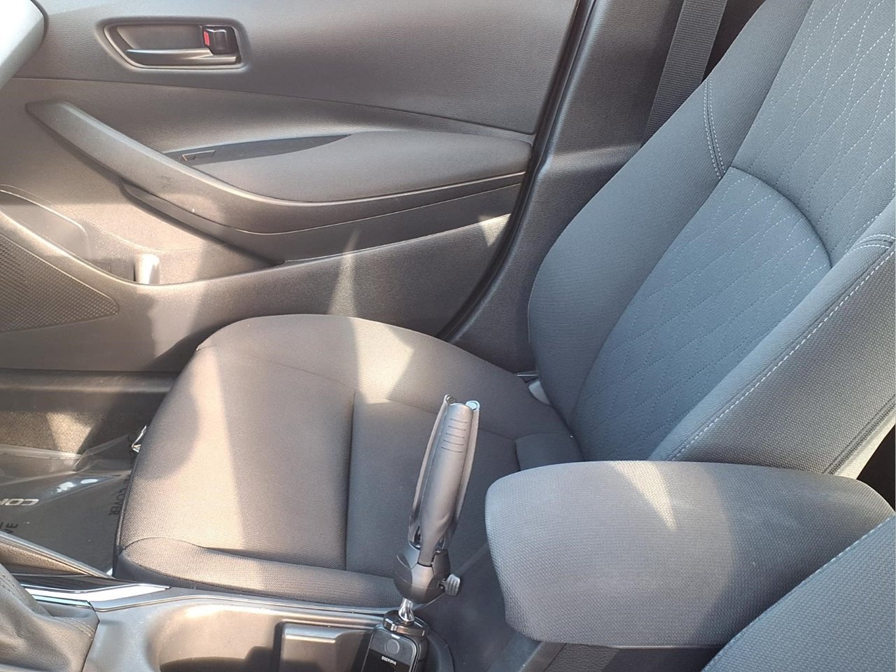Used 2023 Toyota Corolla LE FWD image 13