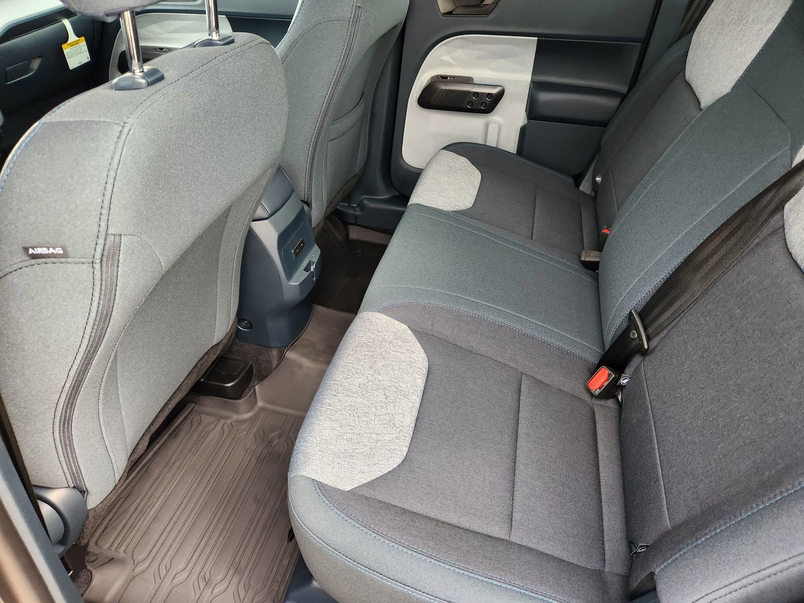 New 2026 Ford Maverick XLT image 25