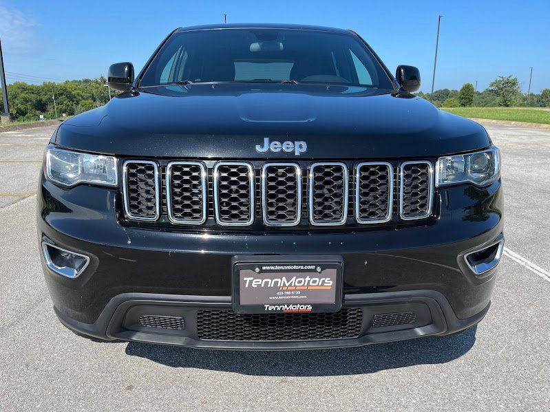 Used 2020 Jeep Grand Cherokee Laredo image 28