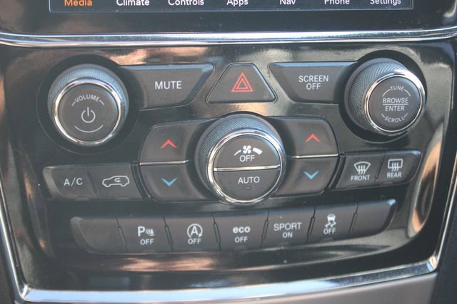 Used 2020 Jeep Grand Cherokee Altitude AWD/4WD image 9