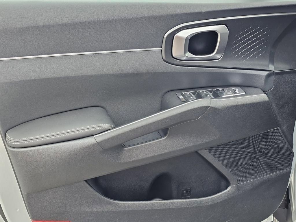 New 2026 Kia Sorento S image 16
