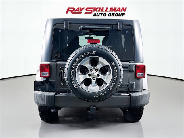 Used 2017 Jeep Wrangler Unlimited Sahara w/ Connectivity Group image 6