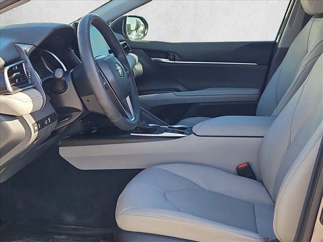 Used 2024 Toyota Camry XLE FWD image 15