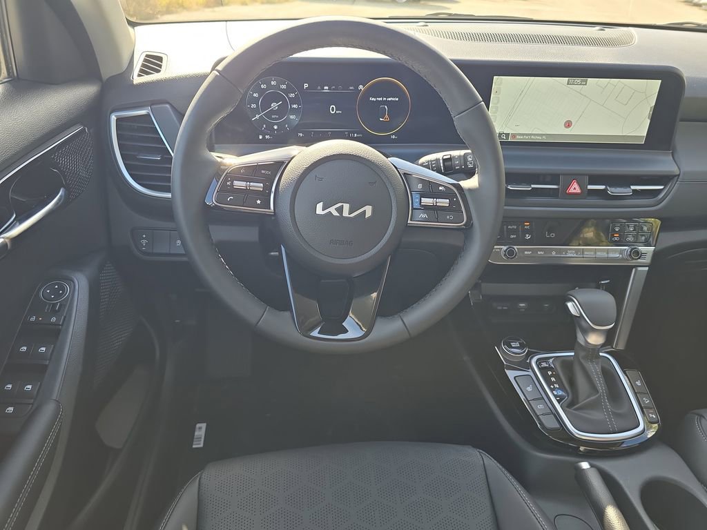 New 2026 Kia Seltos EX image 13