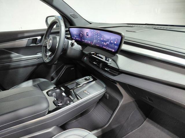 Used 2025 Buick Enclave Preferred image 27