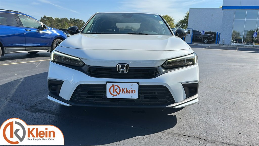 Used 2023 Honda Civic Sport image 2